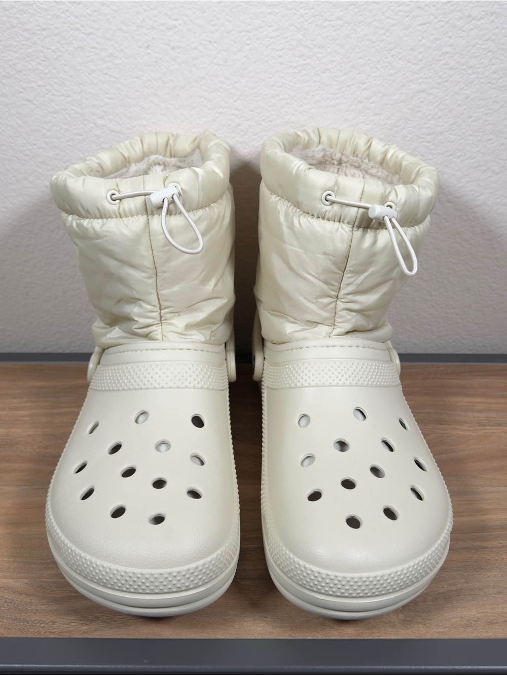 Crocs Classic Neo Puff Shorty Boot Bone Cream Men's 13 Faux Fur Lined 206630